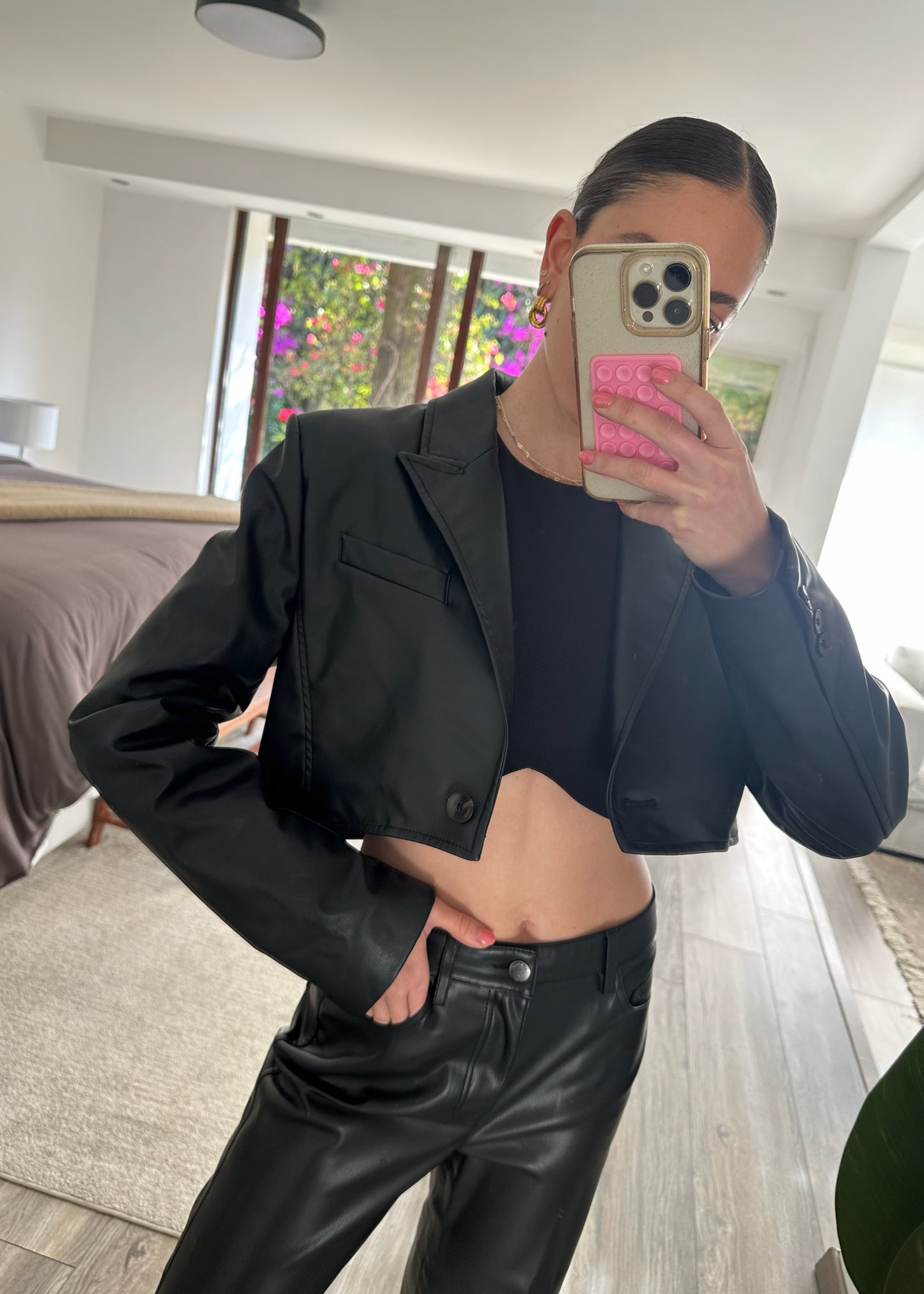 BLAZER CROPPED DE FAUX LEATHER