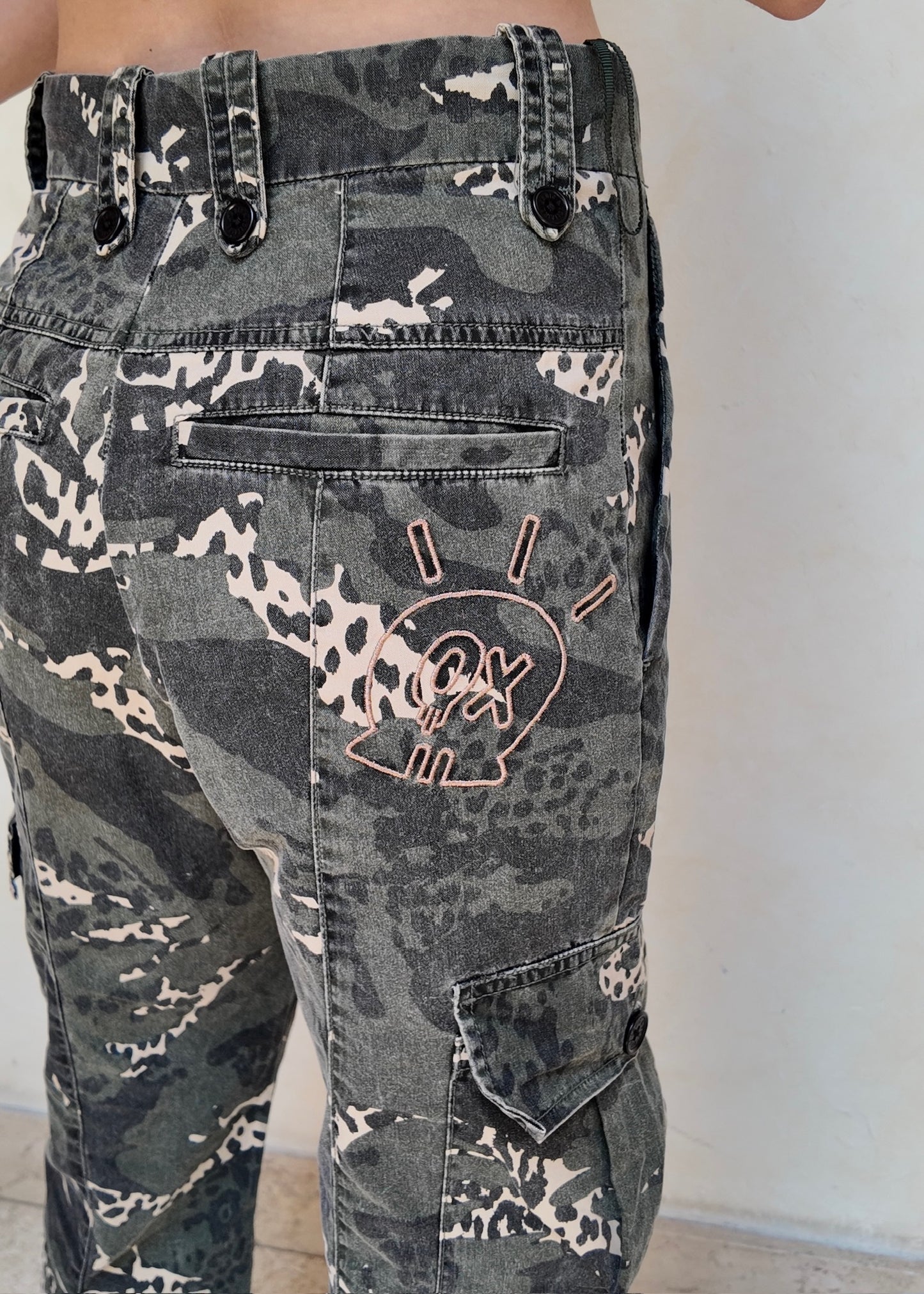 CAMO PANTS