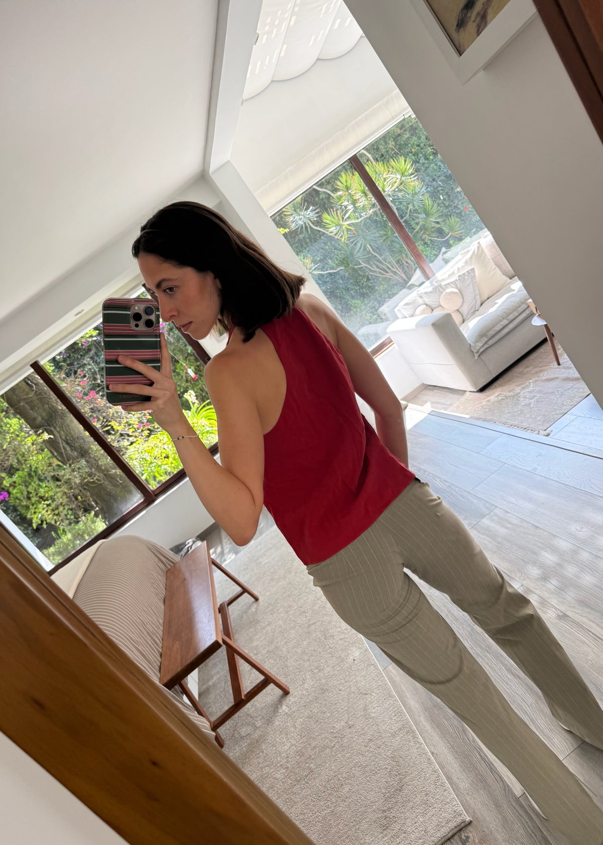 BLUSA ROJA ESCOTE REDONDO