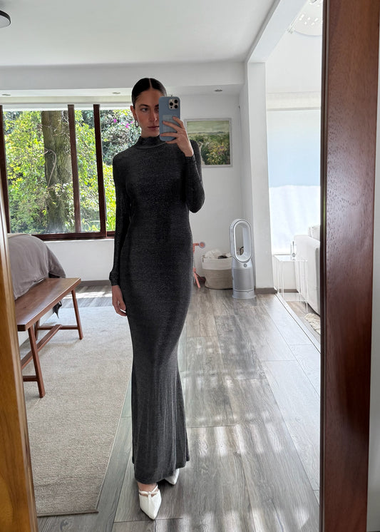 VESTIDO MAXI PLATEADO CUELLO ALTO