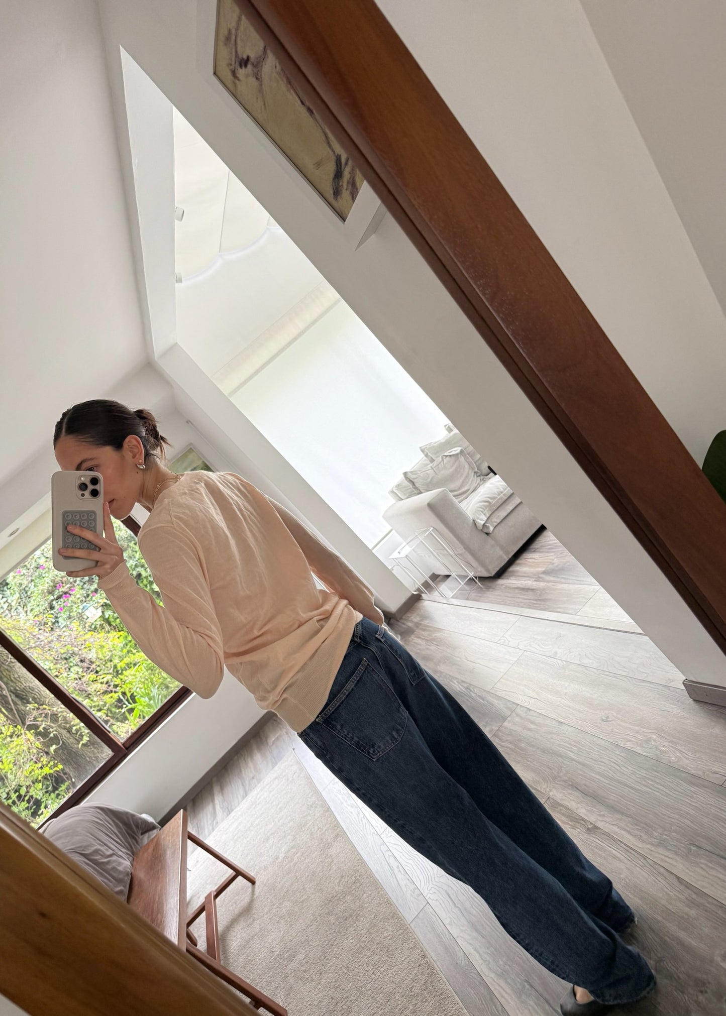 SUÉTER V NECK DE LANA