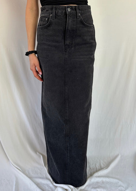 FALDA DENIM NEGRA MIDI