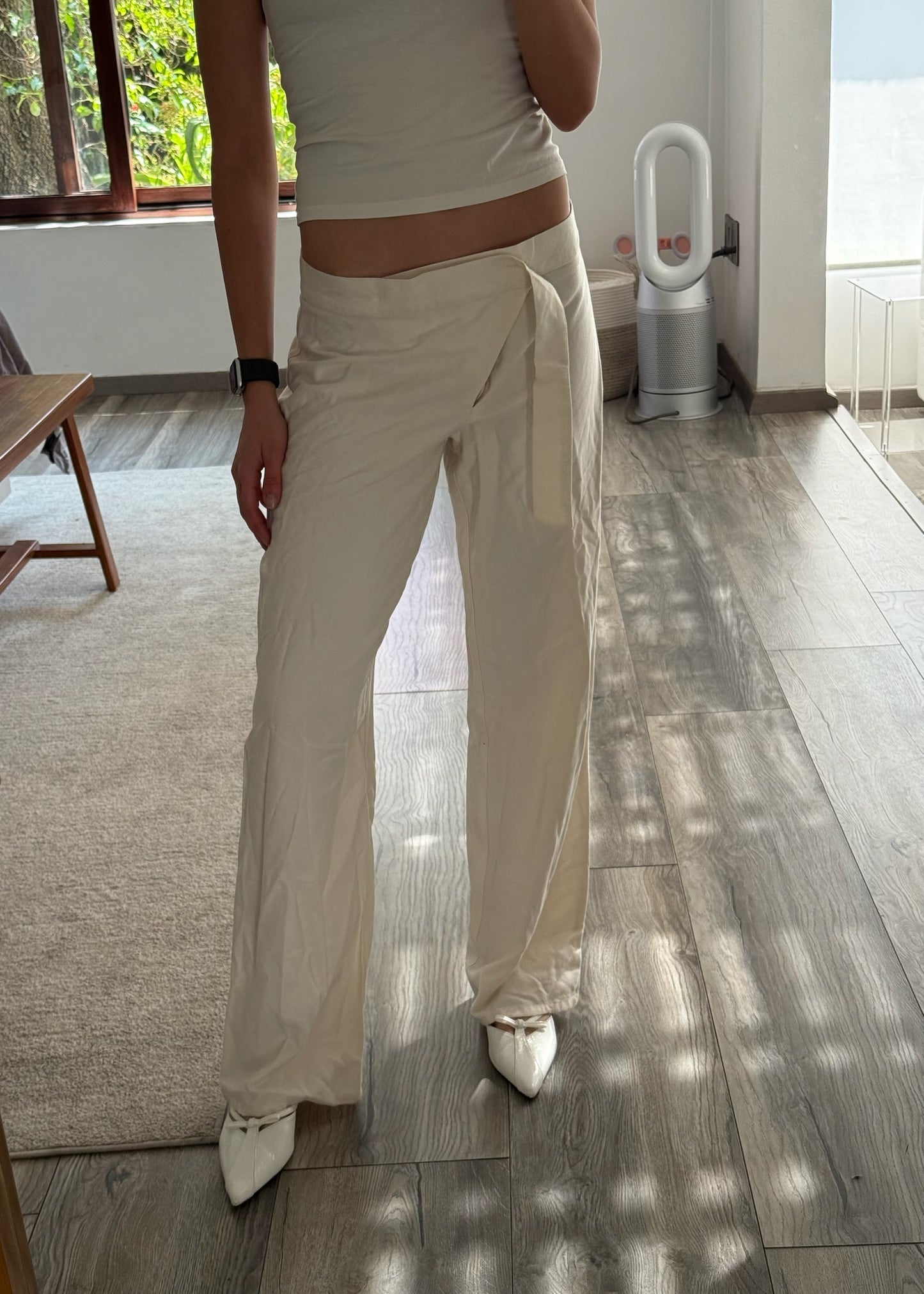 PANTALÓN LIGERO CREMA