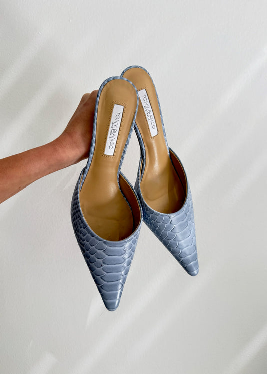 MULES AZULES SNAKE PRINT