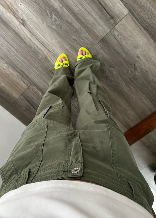MID RISE CARGO PANTS