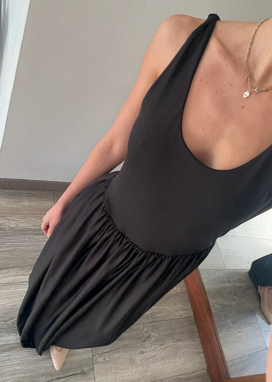VESTIDO BOMBÓN NEGRO MIDI