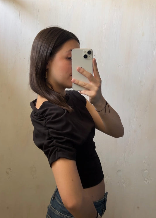 TOP ASIMÉTRICO NEGRO