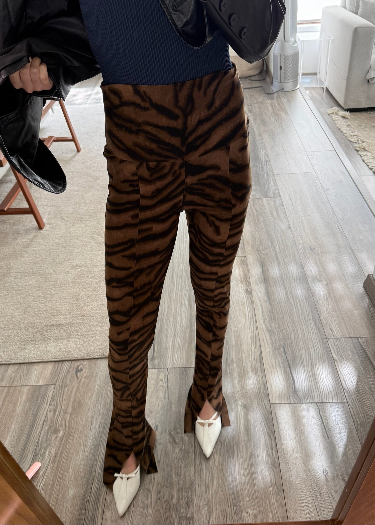 PANTALÓN FLARE ANIMAL PRINT