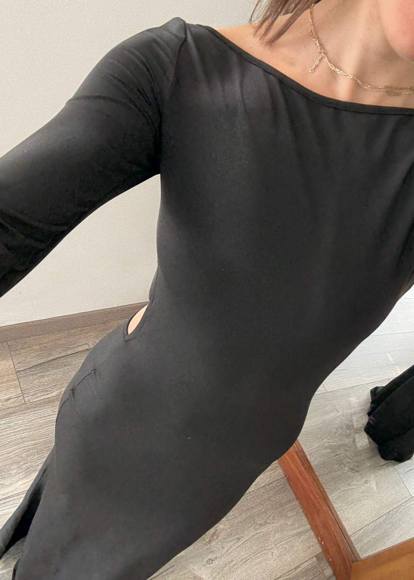 VESTIDO NEGRO MAXI BACKLESS