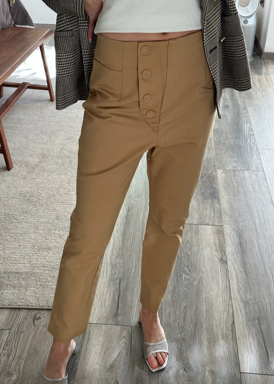 PANTALÓN HIGH RISE COLOR CAMELLO