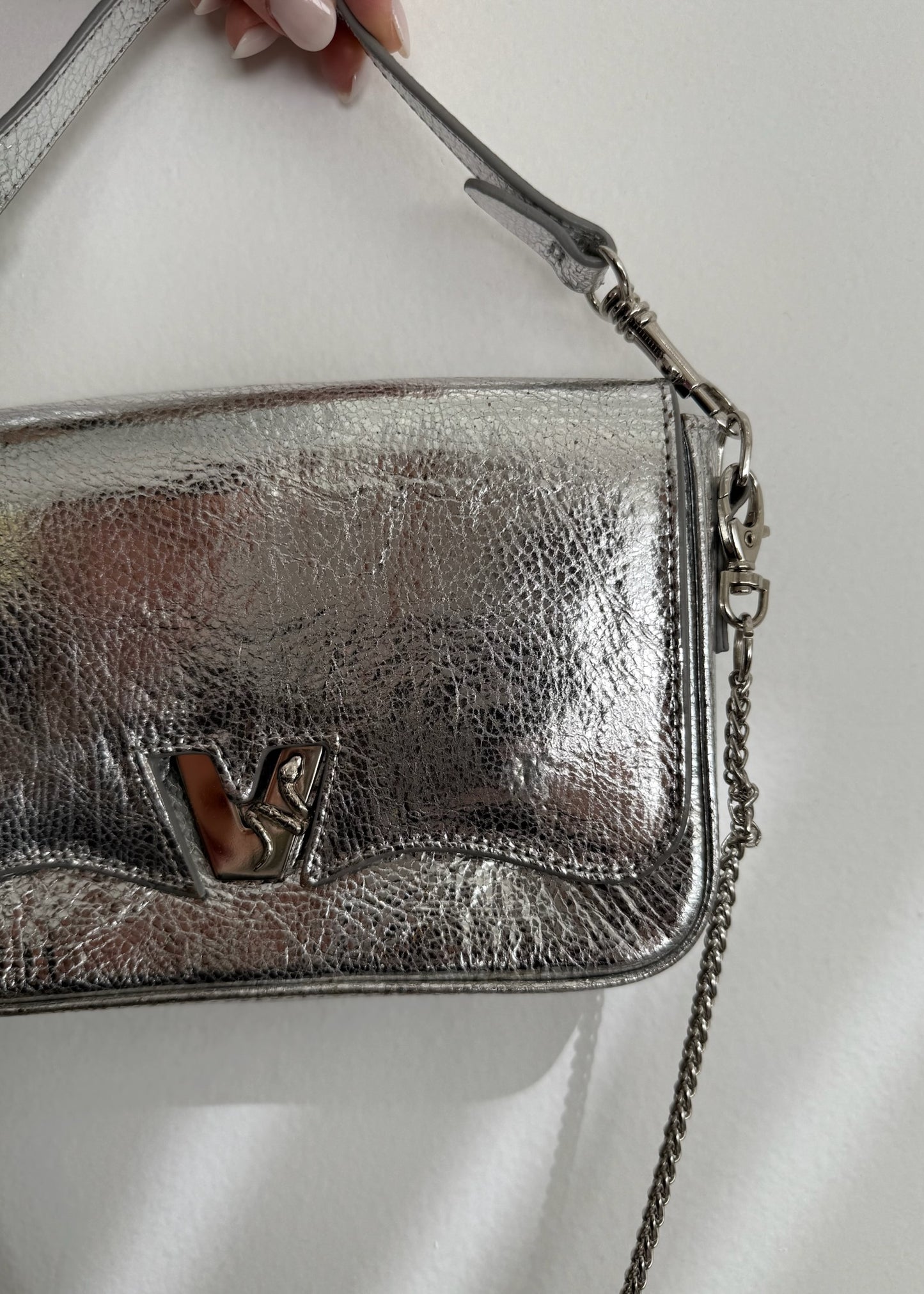 CROSSBODY PLATEADA