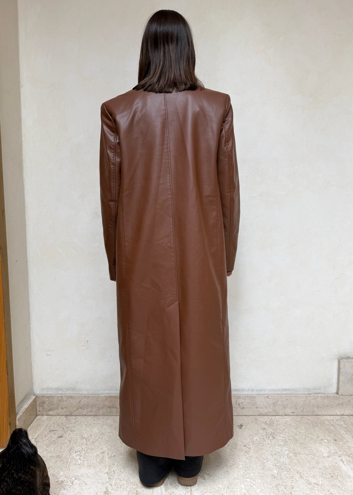 ABRIGO FAUX LEATHER CAFÉ