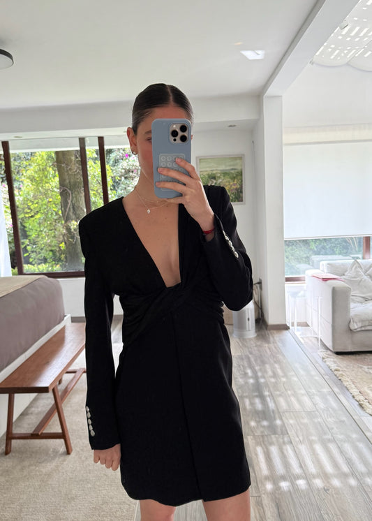 VESTIDO NEGRO DE TIPO BLAZER
