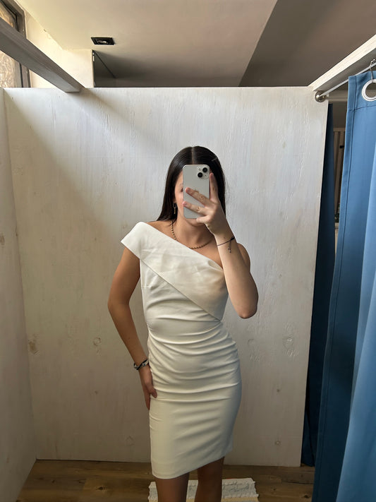VESTIDO BLANCO ASIMÉTRICO