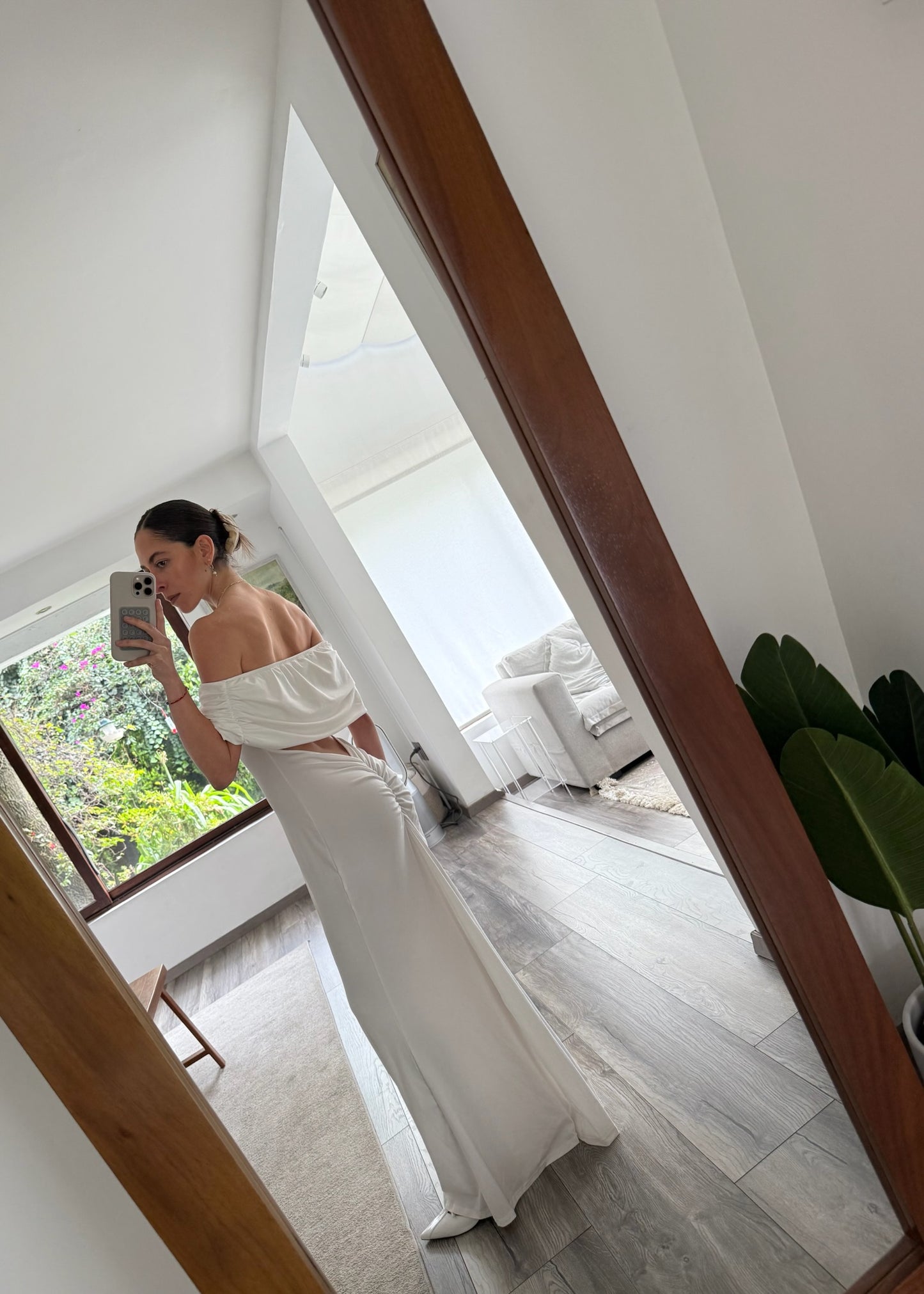 VESTIDO OFF THE SHOULDER