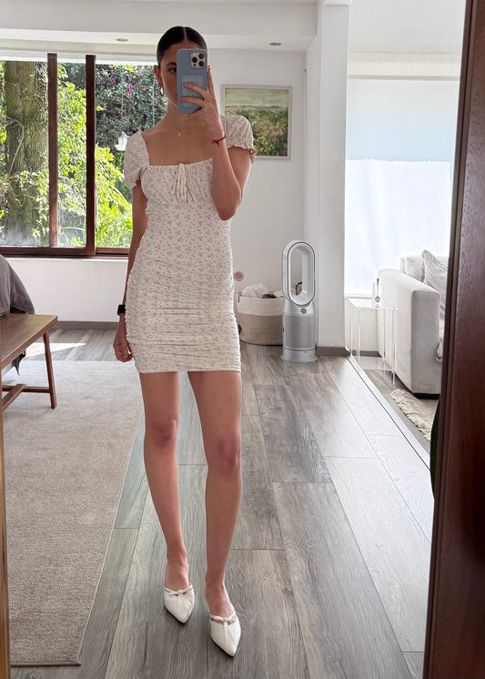 VESTIDO MINI GIRLY CON PRINT FLORES