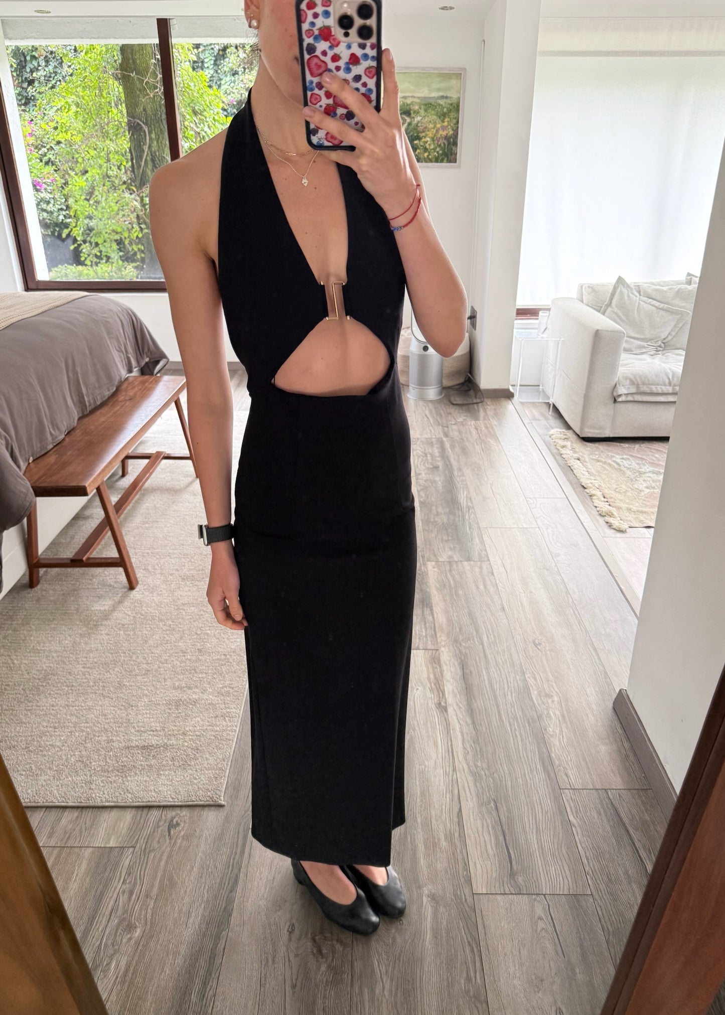 VESTIDO MIDI NEGRO HALTER