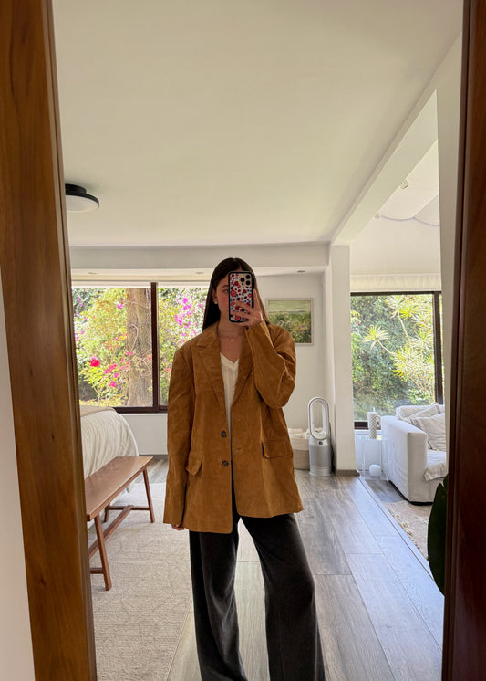 CHAMARRA DE PIEL COLOR CAMELLO