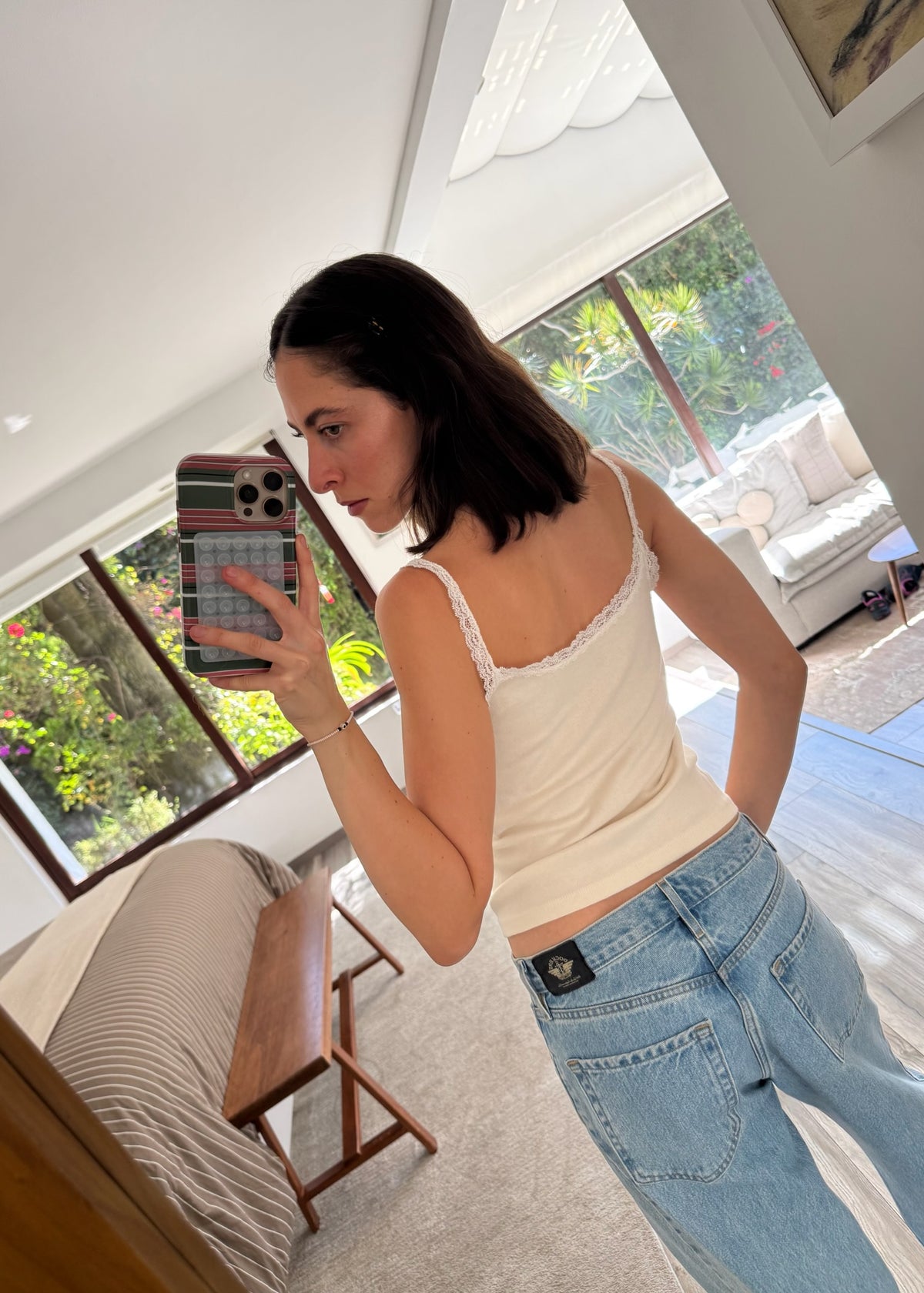 TANK TOP CREMA CON ENCAJE