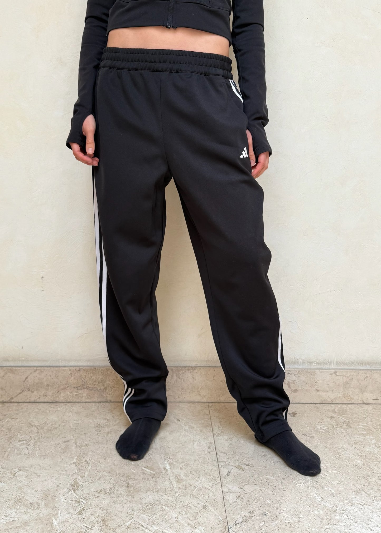 SWEATPANTS B&W