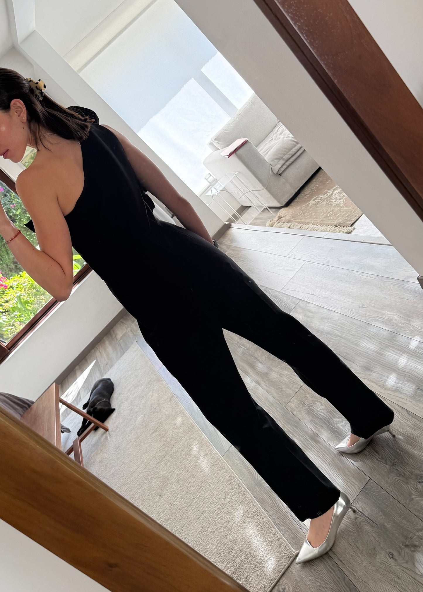 JUMPSUIT ONE SHOULDER CON OLANES