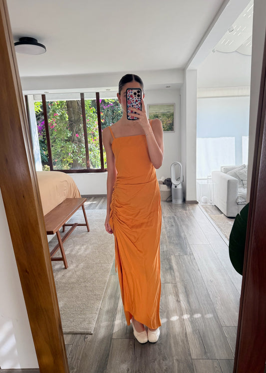 VESTIDO MIDI FRUNCIDO NARANJA