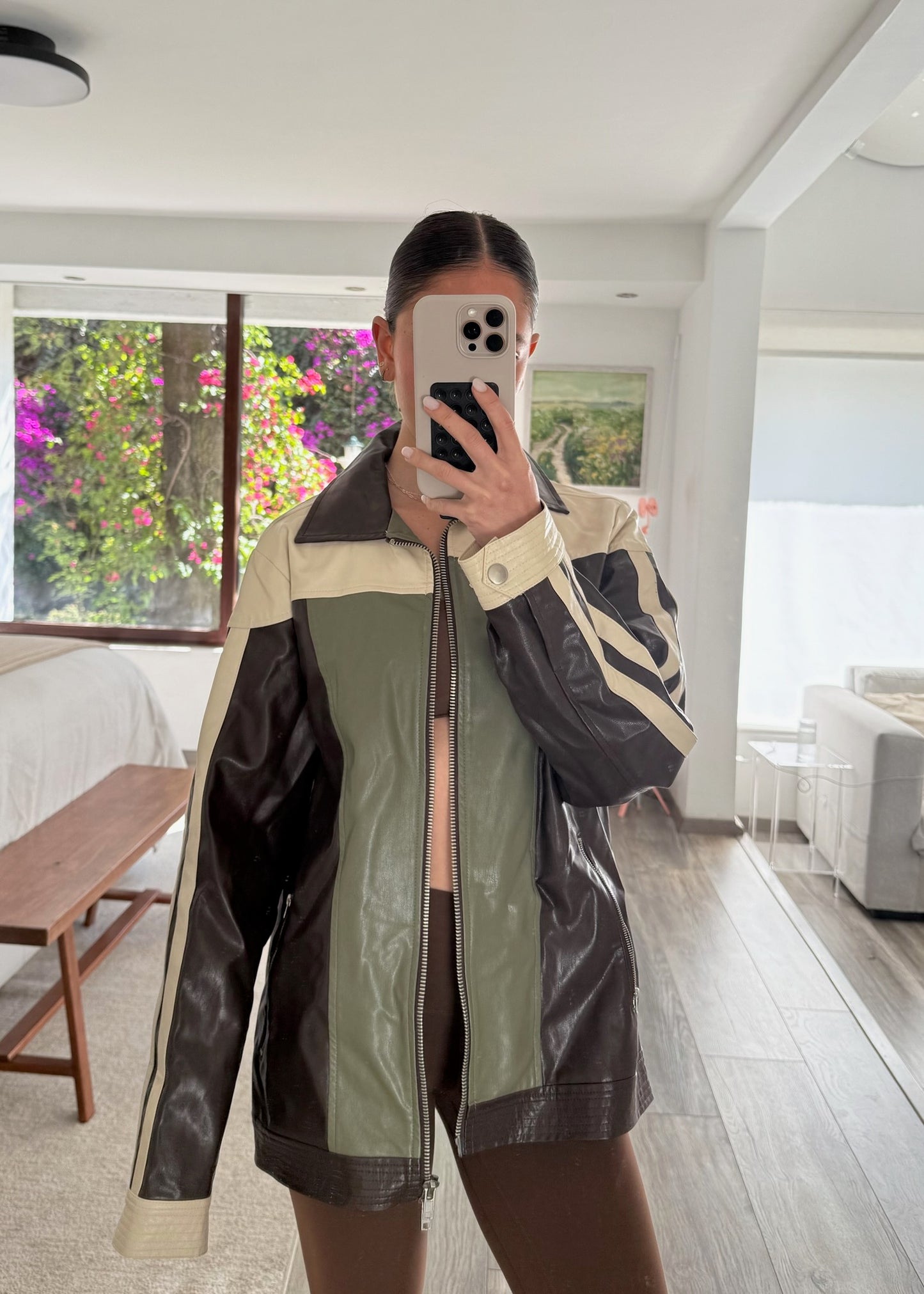 CHAMARRA TRICOLOR DE FAUX LEATHER