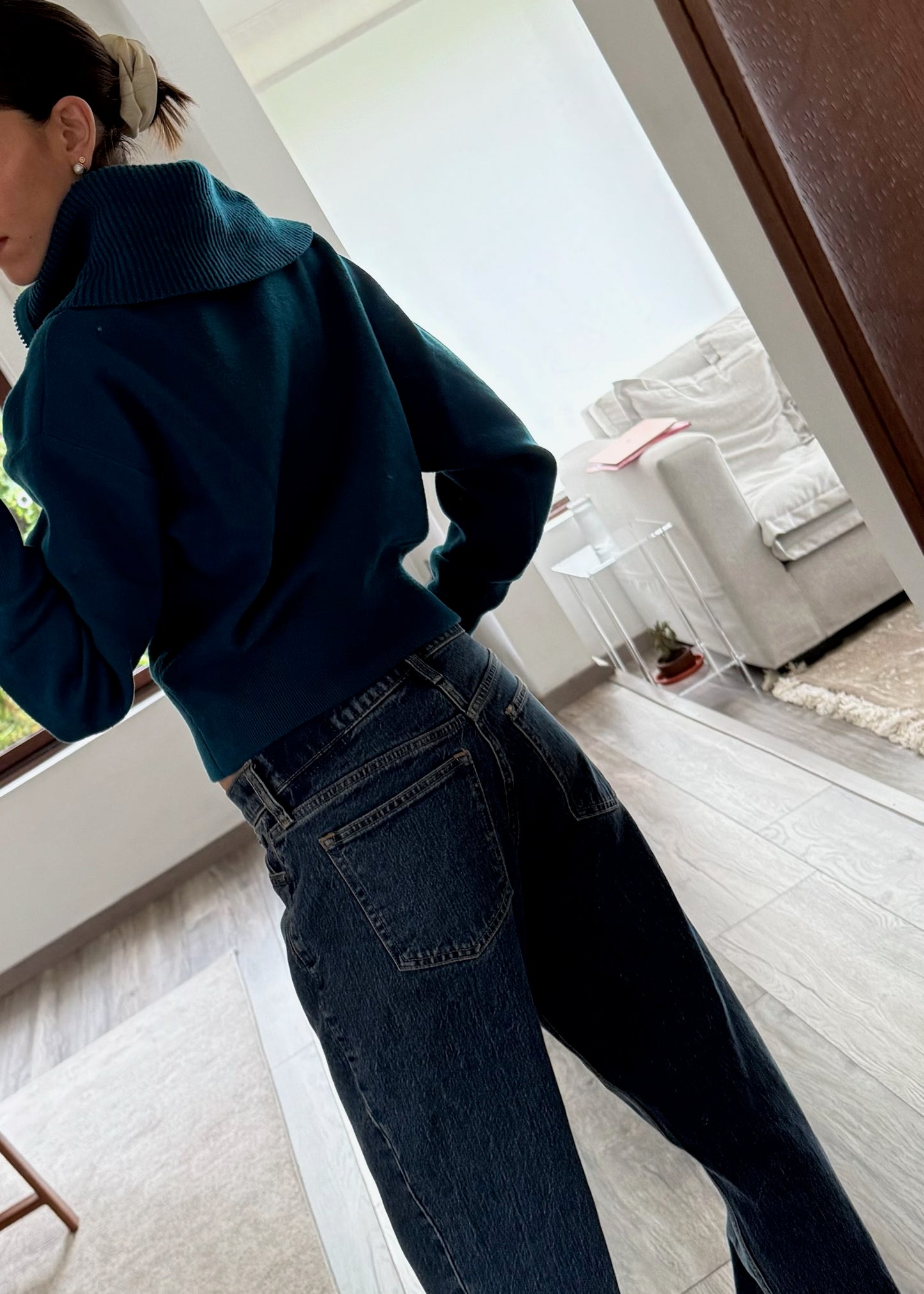 SUETER TEAL BLUE CON CIERRE