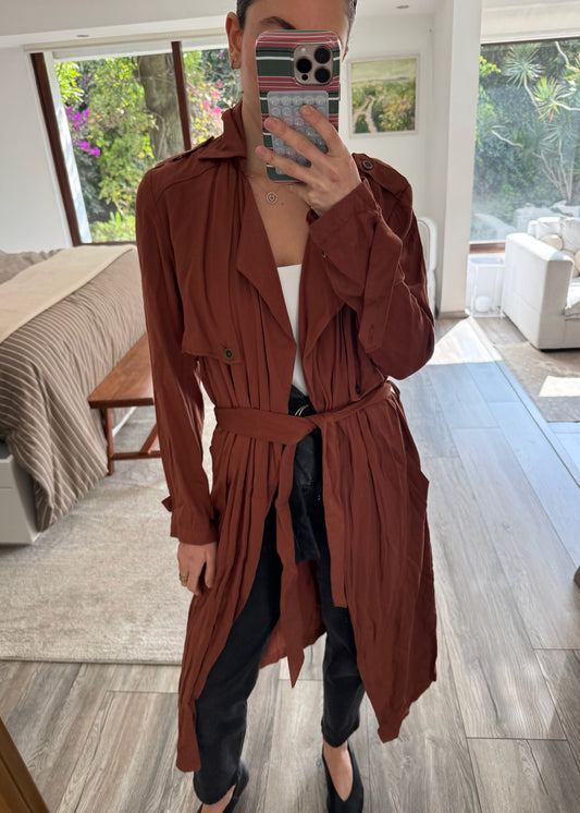 GABARDINA LIGERA BRICK RED
