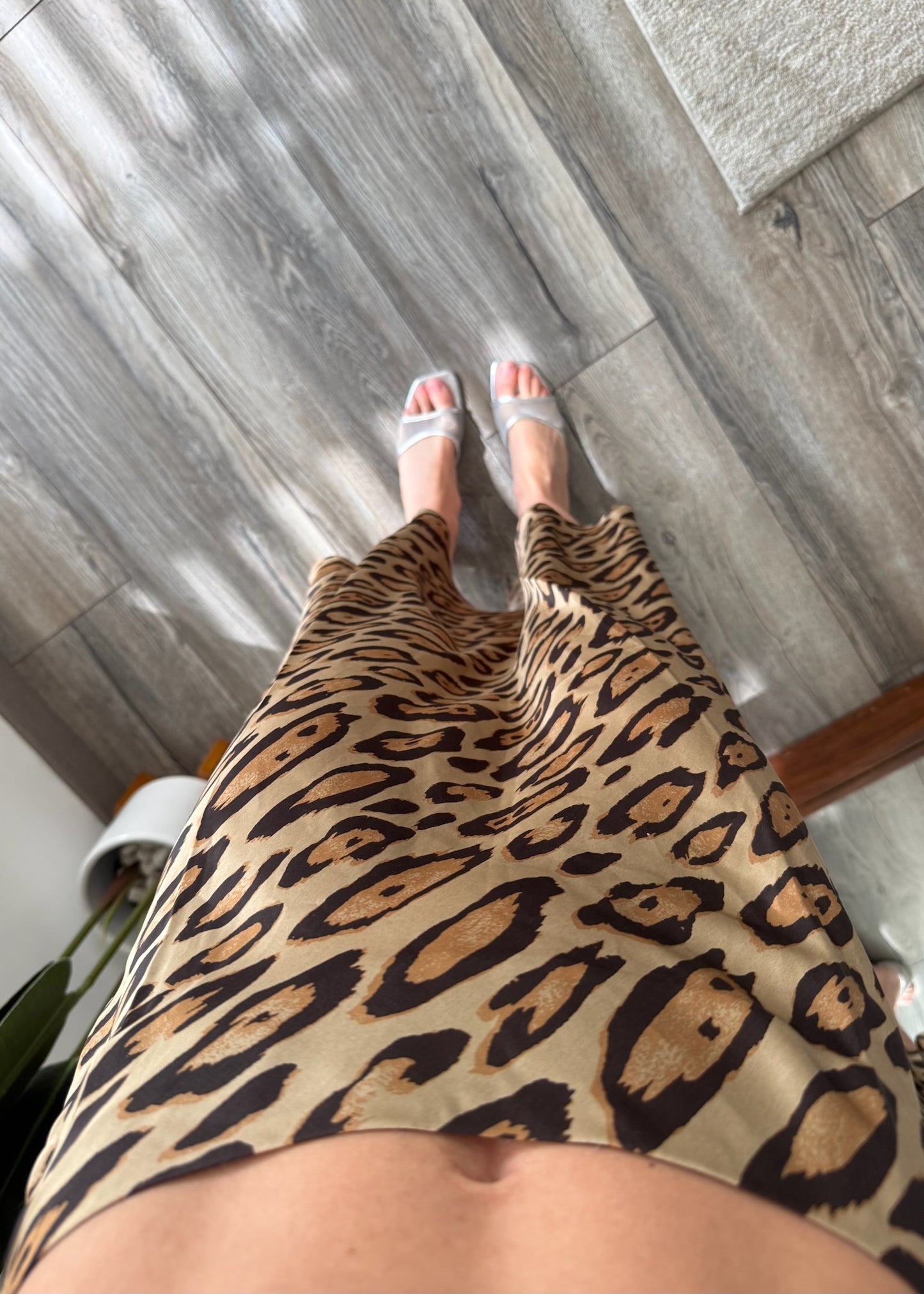 FALDA SATINADA ANIMAL PRINT