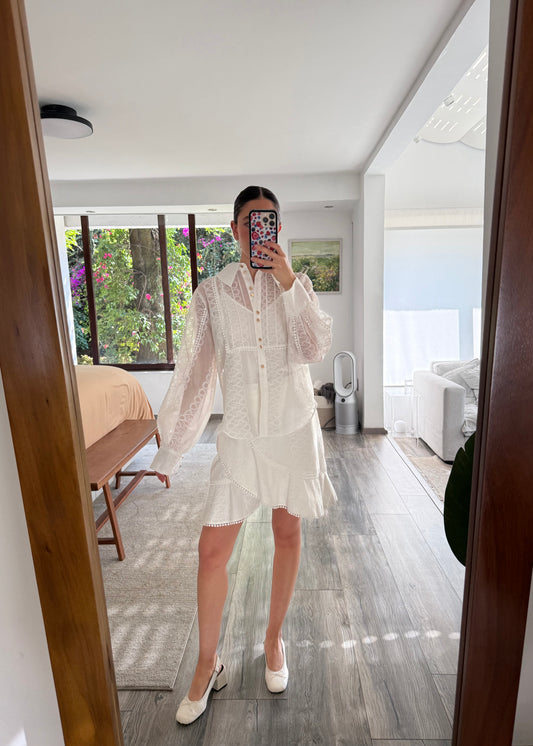 SET CAMISA Y FALDA CON BORDADO