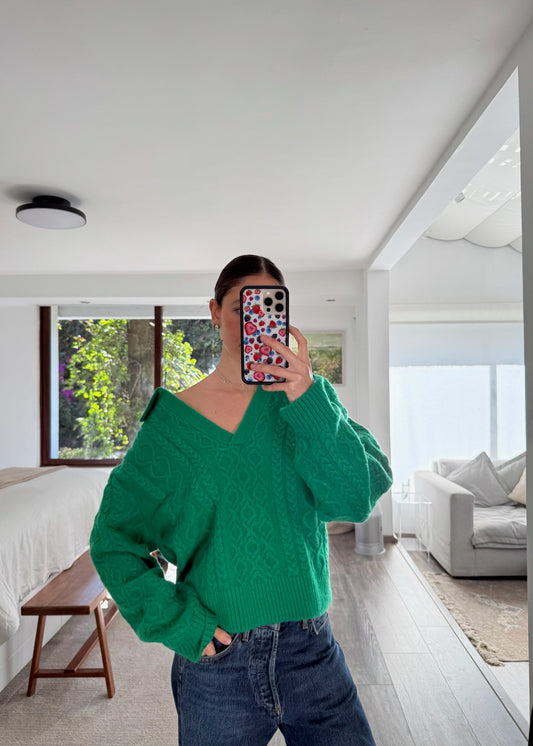 SUETER VERDE CON CUELLO V
