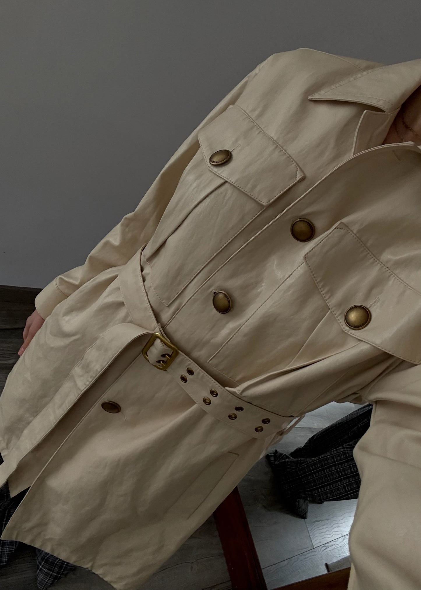GABARDINA DE PIEL CREMA