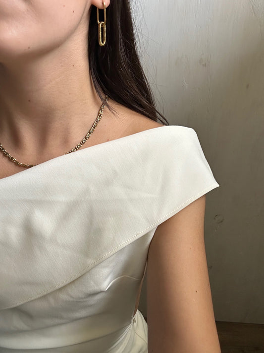 VESTIDO BLANCO ASIMÉTRICO