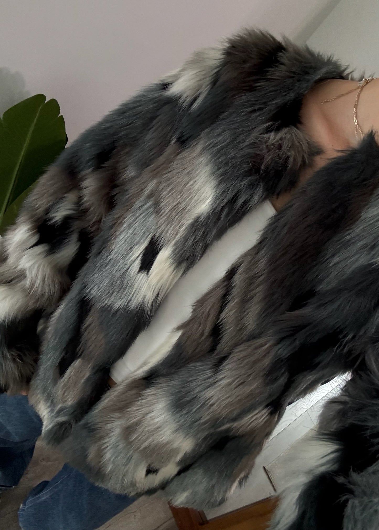 ABRIGO FAUX FUR TRICOLOR