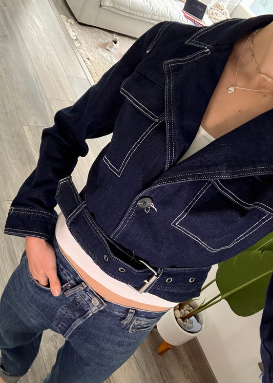 CHAMARRA DENIM CON CINTURÓN