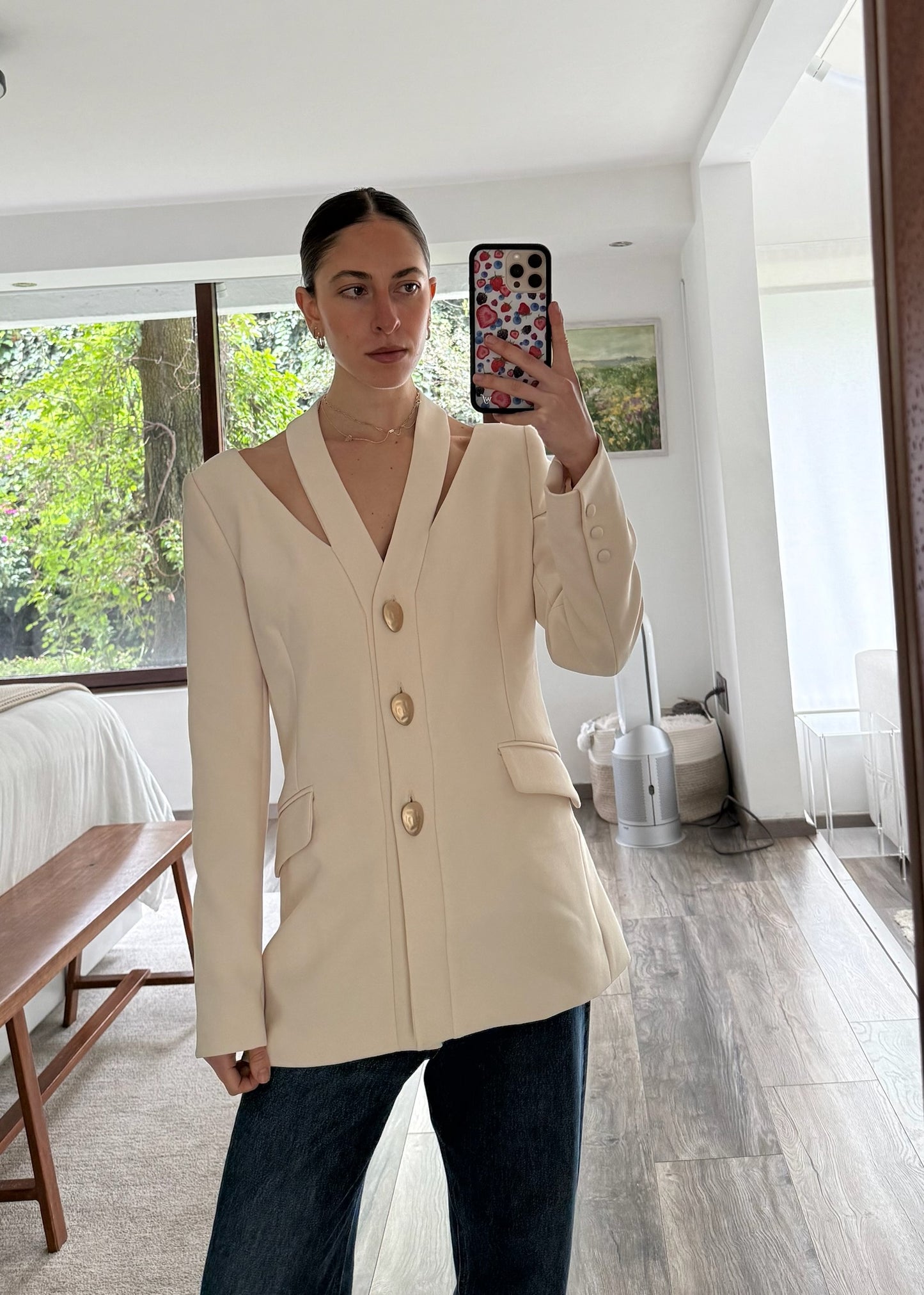 BLAZER CREMA CON CUT OUTS