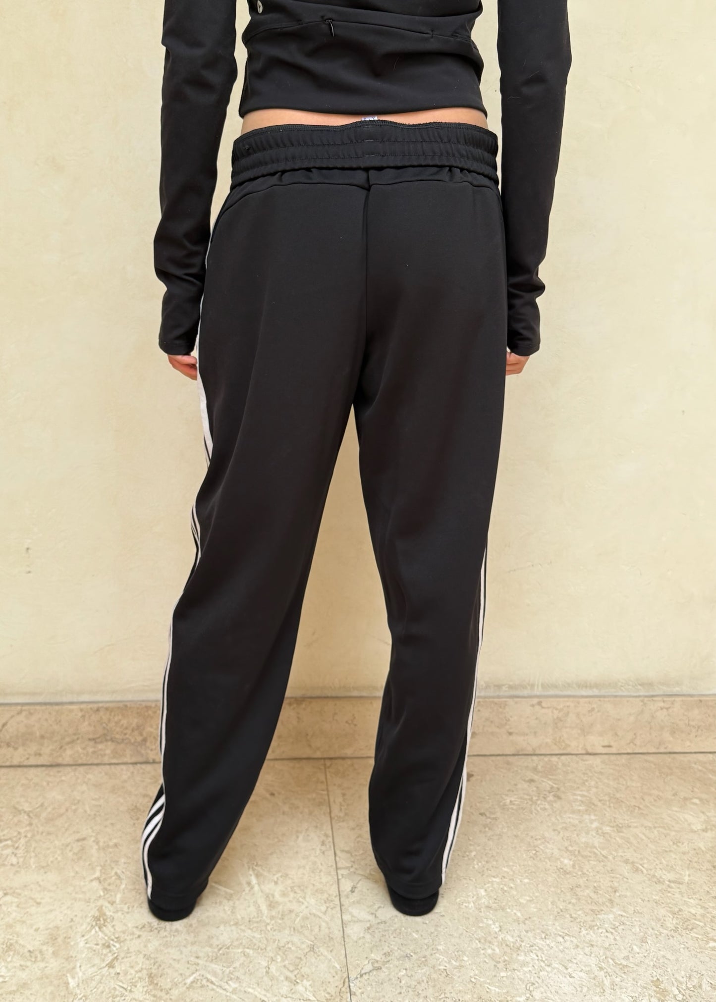 SWEATPANTS B&W