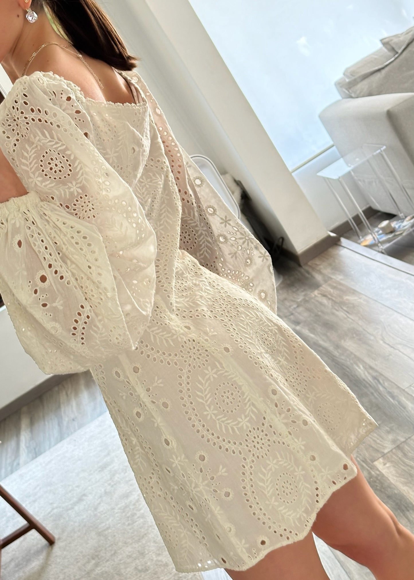 VESTIDO MINI CON TEXTURA