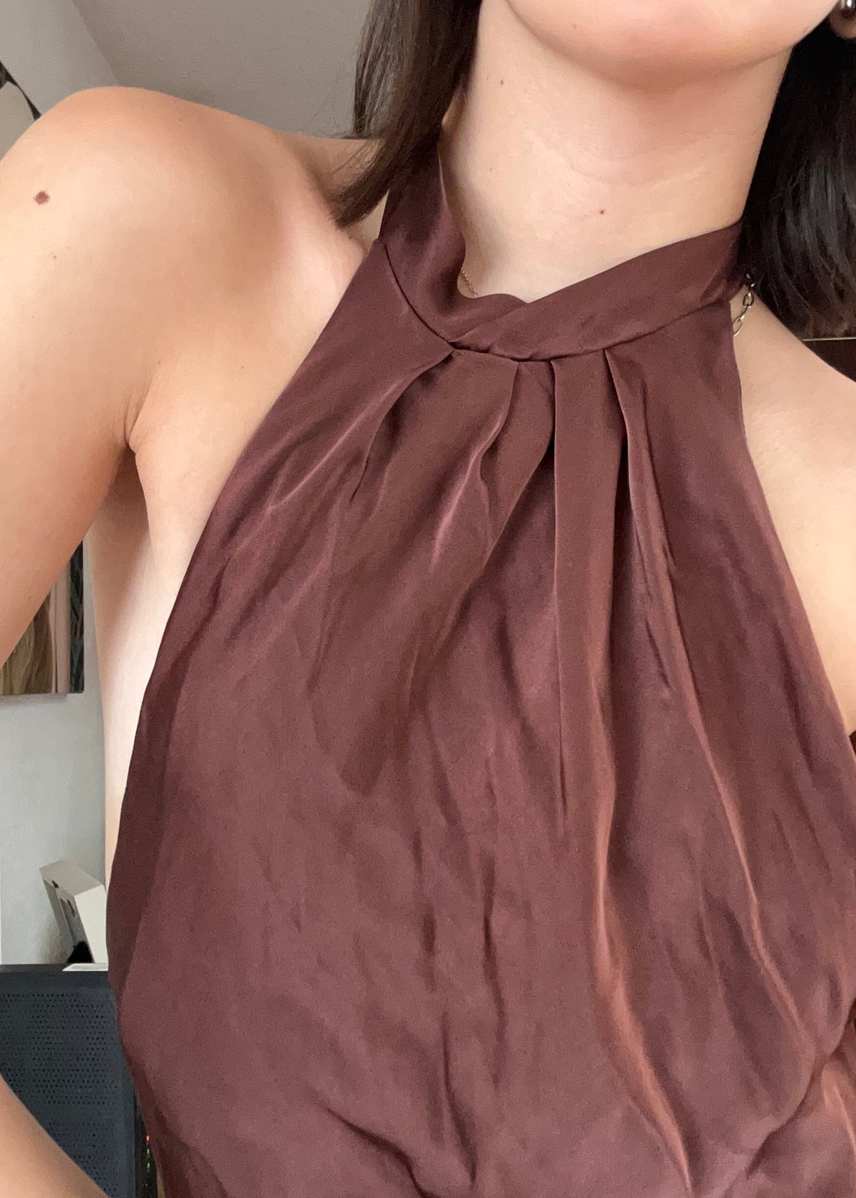 VESTIDO HALTER BACKLESS