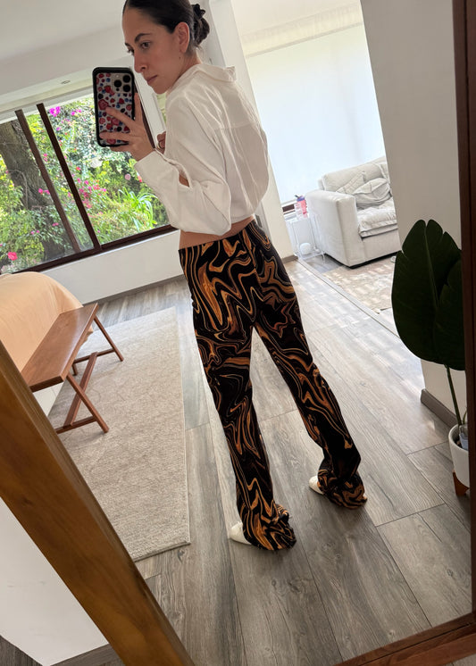 PANTALÓN FLARE CON PRINT
