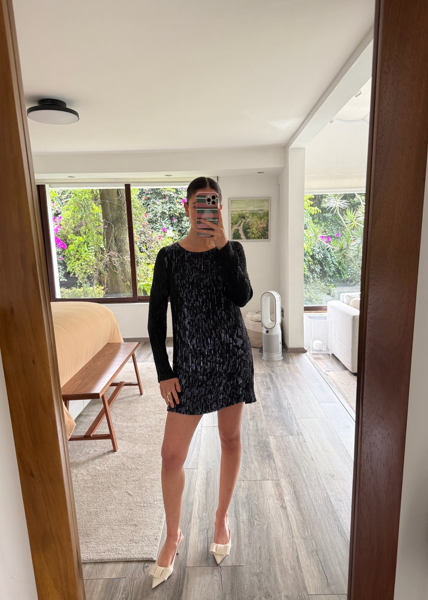 VESTIDO MINI SEQUIN MANGA LARGA