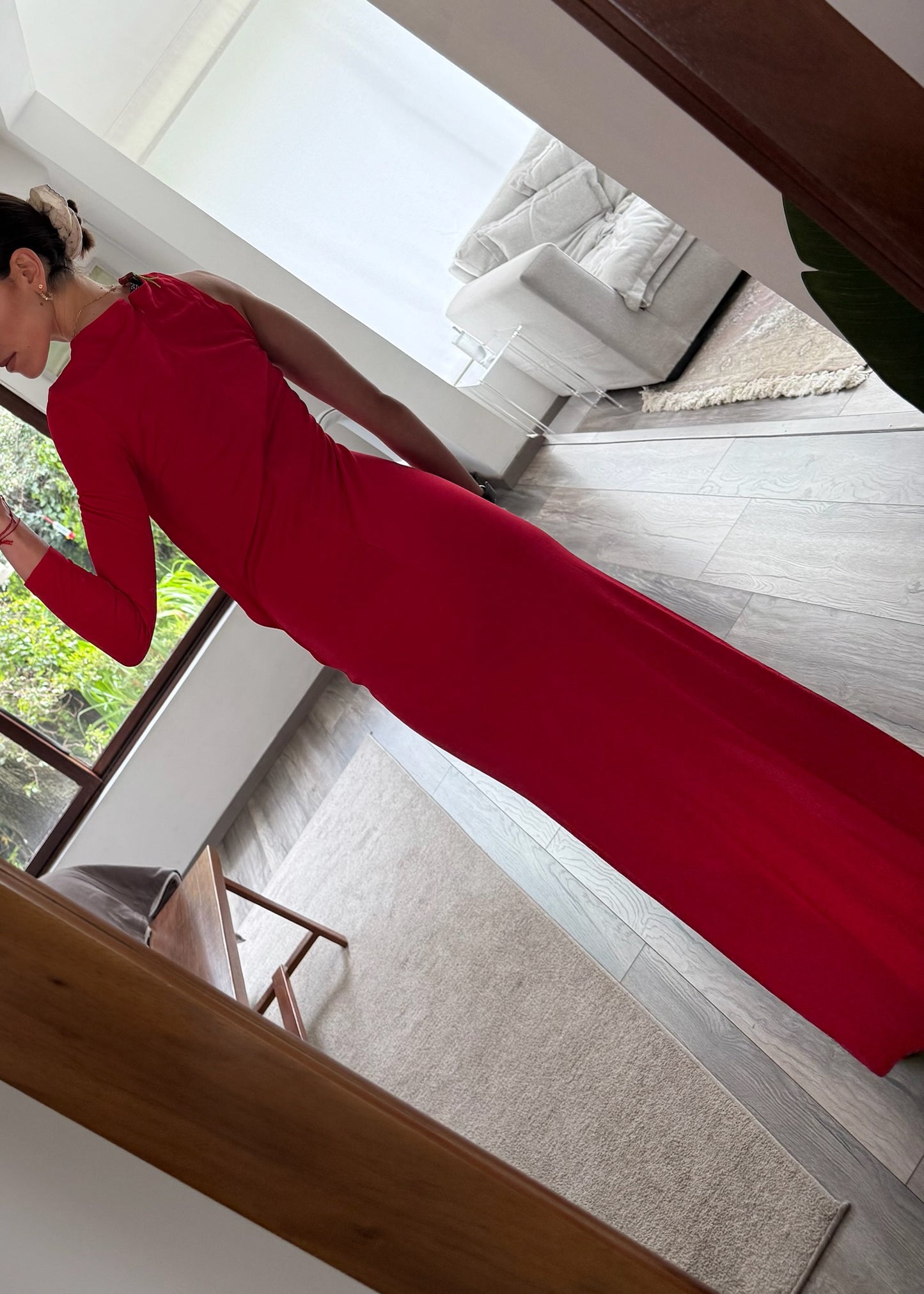 VESTIDO MAXI ROJO ASIMÉTRICO