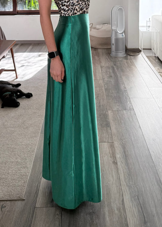 FALDA SILKY VERDE MIDI