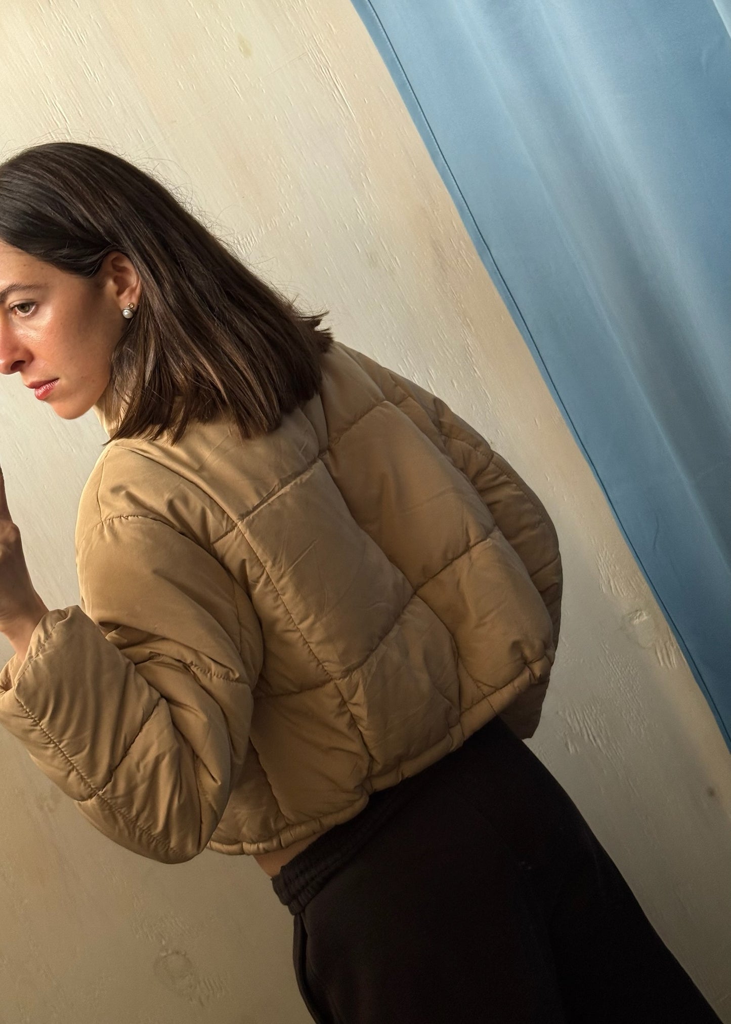 CHAMARRA PUFFER COLOR CAMELLO