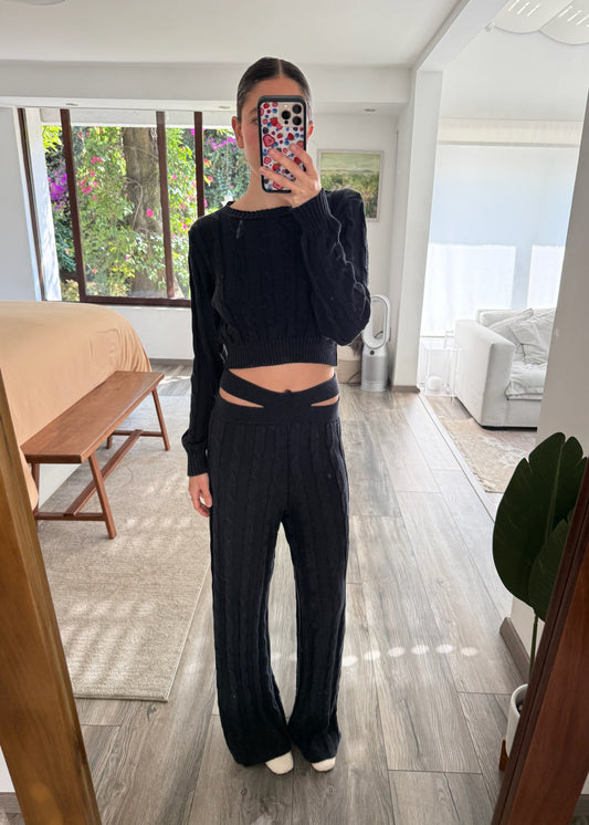 SET DE KNIT TOP Y PANTALÓN CUT OUT