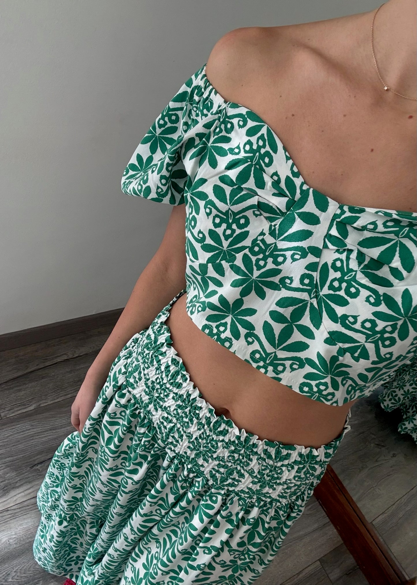 SET TOP Y FALDA PRINT FLOREADO