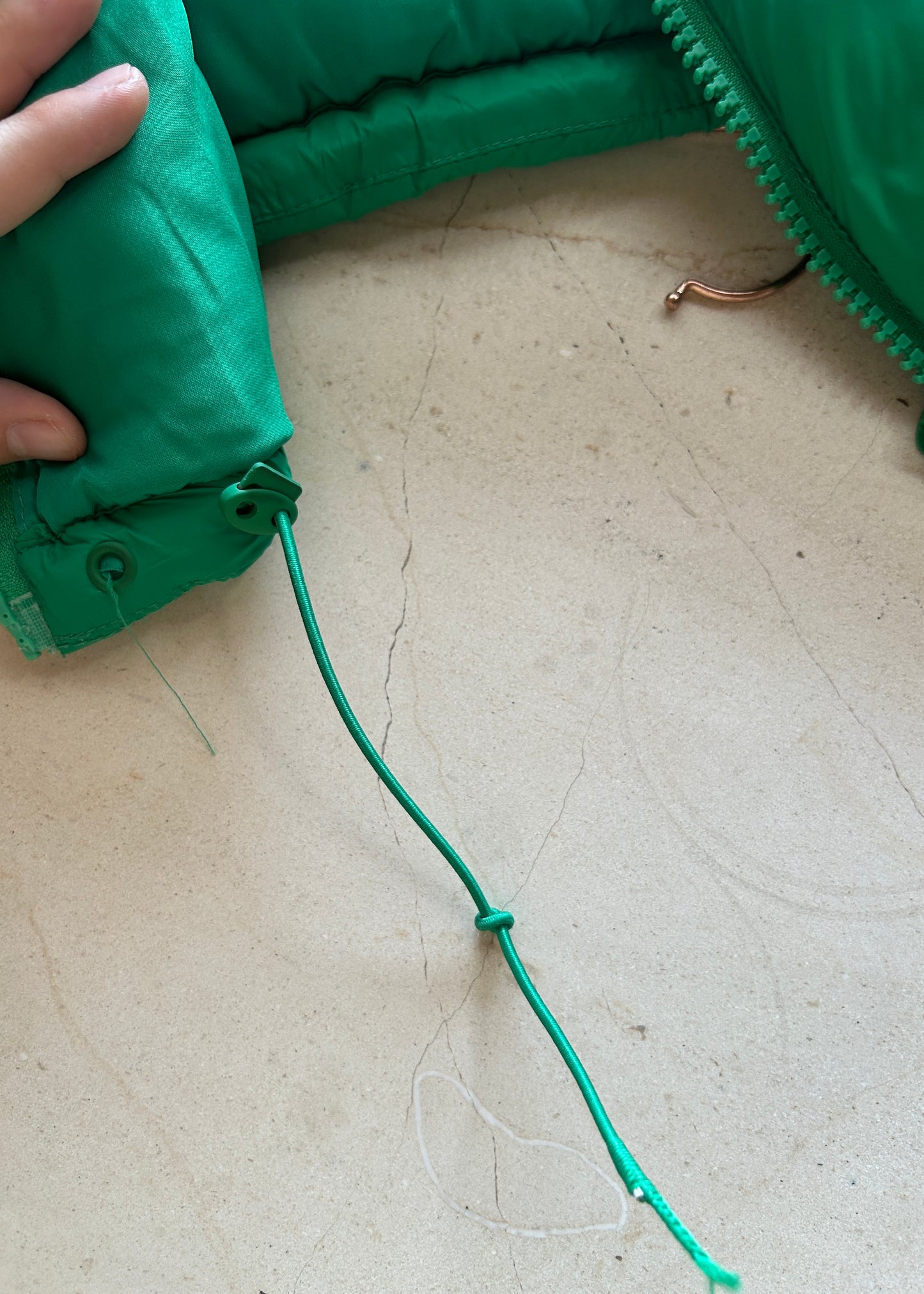 CHALECO PUFFER VERDE CROPPED