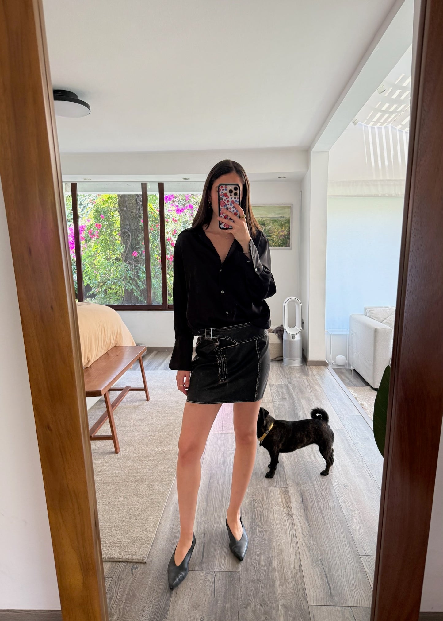 FALDA DE FAUX LEATHER CON CINTURÓN