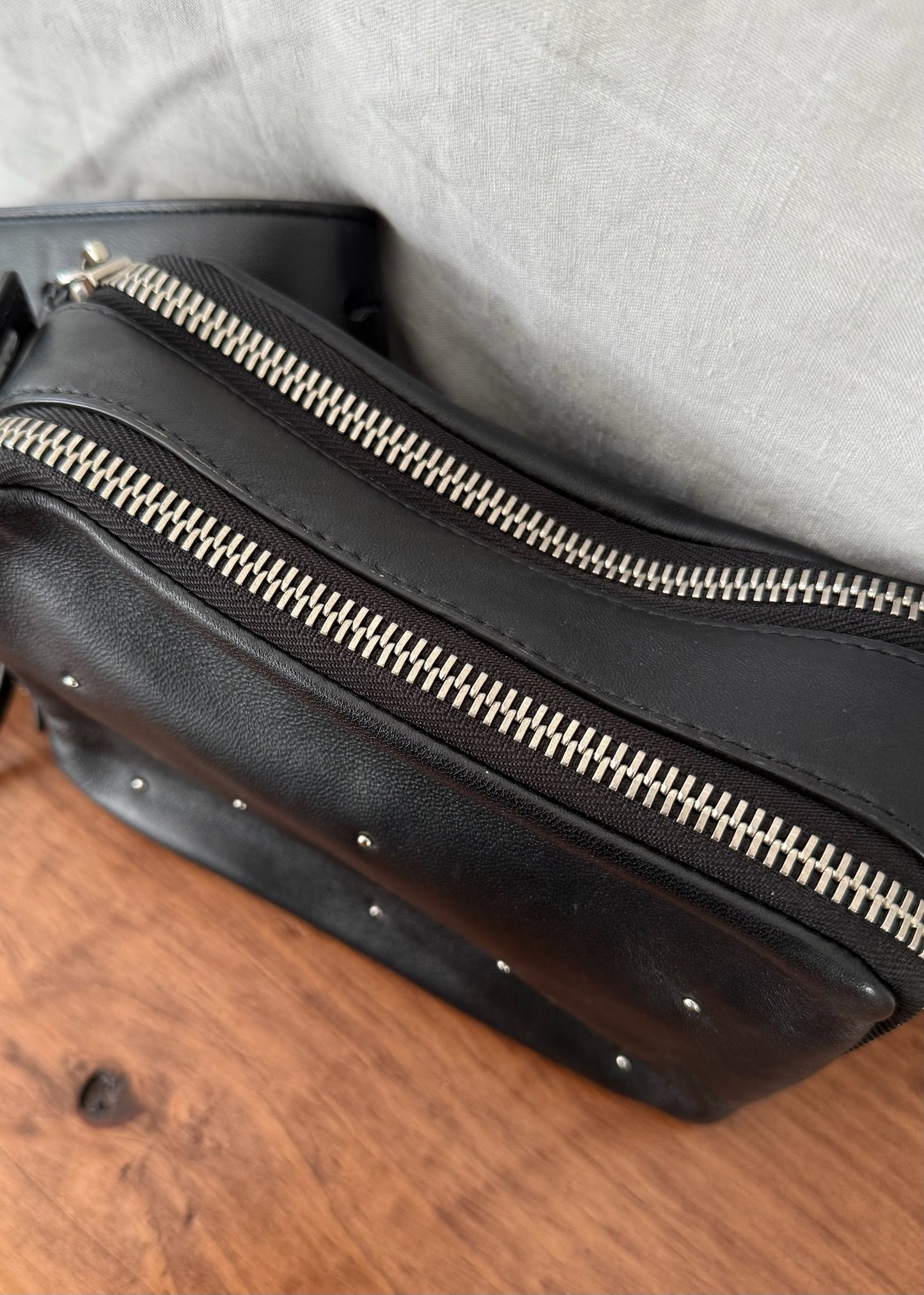 BOLSA CROSSBODY NEGRA